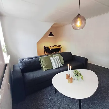 Cozy 1 Bedroom A *